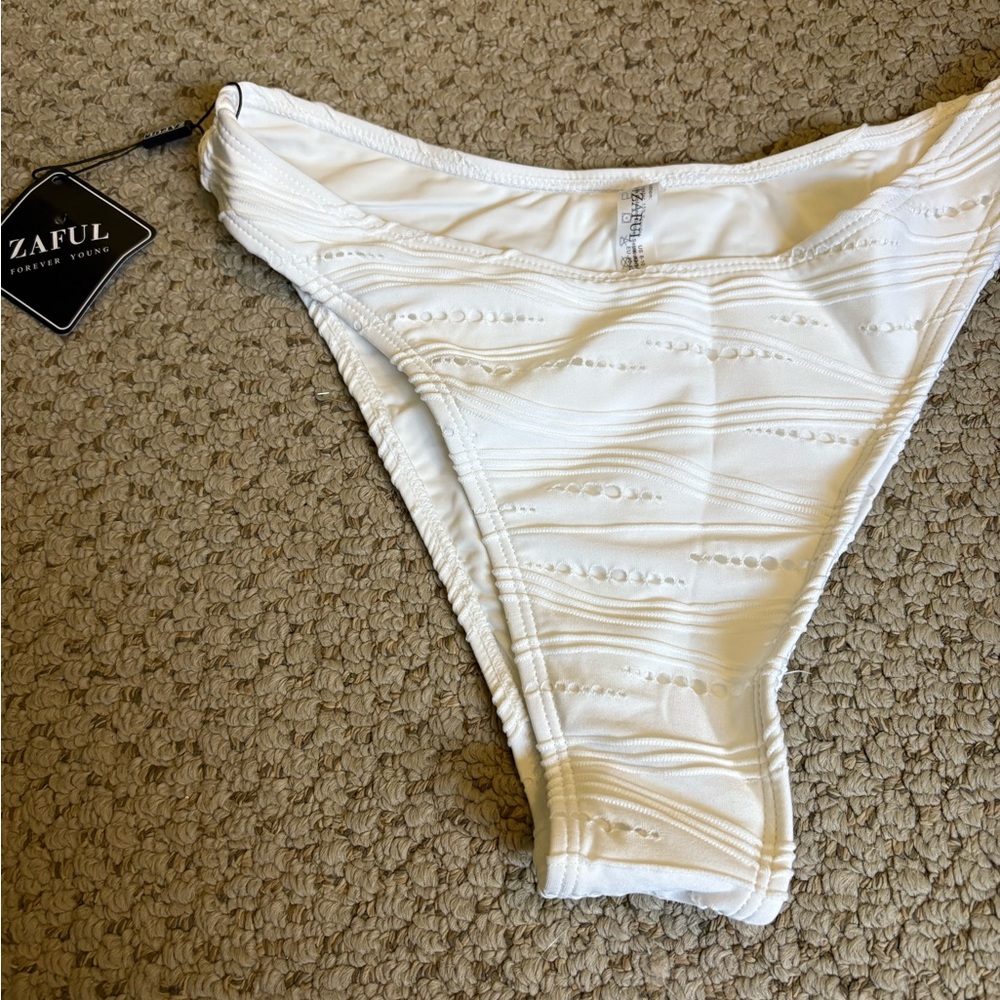 Zaful White Textured Swim Bottom